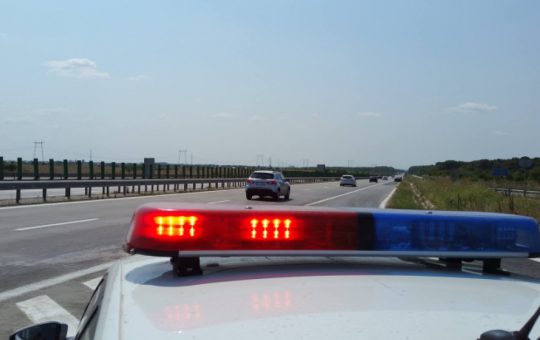 Viteza excesivă pe Autostrada A1: O analiză a riscurilor și măsurilor de siguranță rutieră