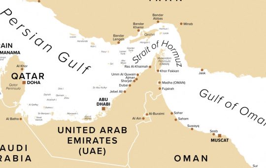 Tensiuni în Strâmtoarea Ormuz: Avertismentul Iranului asupra Interferenței Americane