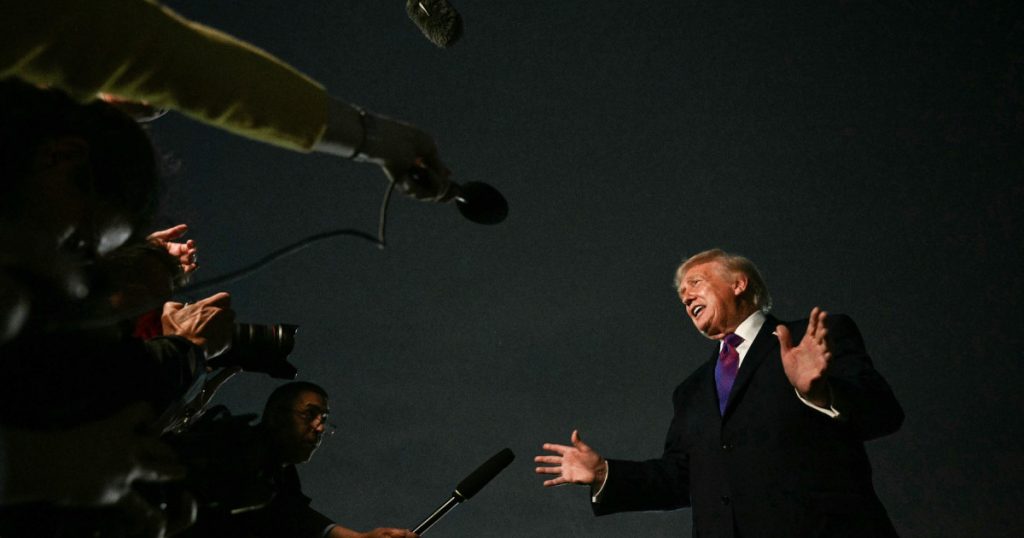 Donald Trump și escaladarea tensiunilor cu Iranul: O analiză a amenințărilor și implicațiilor globale