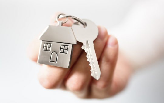 Continuarea Programului „Noua Casă” în 2026: Oportunități și Provocări pentru Piața Imobiliară din România