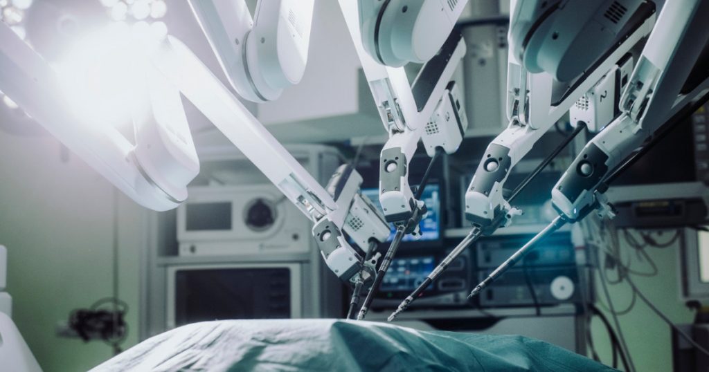 Călătoria Maicii H.: De la suferință la speranță prin chirurgia robotică