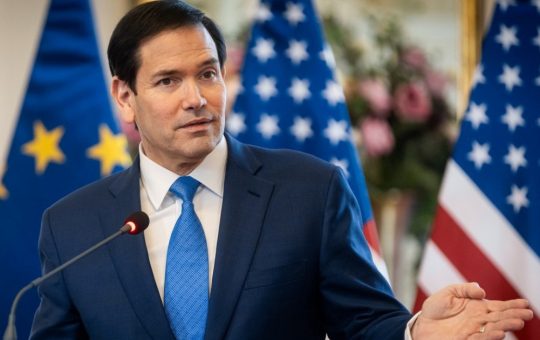 Marco Rubio: De la Secretar de Stat la DJ de Nuntă – O Privire Asupra Rolului său Multifuncțional în Politica Americană