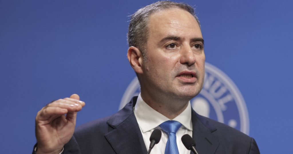 Impactul căderii guvernului asupra economiei României: perspective și implicații