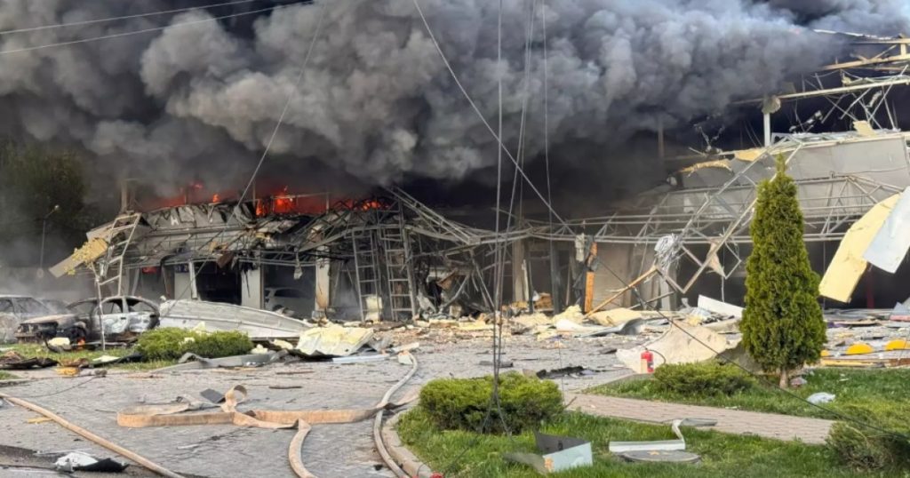 Atacuri devastatoare în Ucraina: 22 de vieți pierdute înainte de armistițiul propus de Zelenski