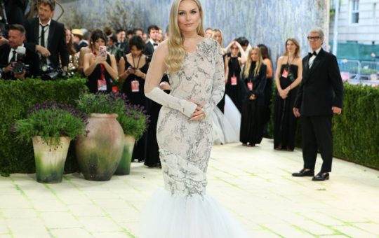 Lindsey Vonn: O Poveste de Determinare și Inspirație La Met Gala