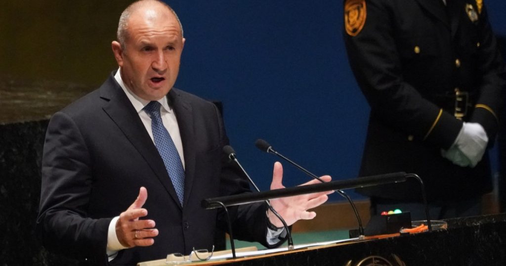Bulgaria la răscruce: Rumen Radev și formarea unui nou guvern în contextul instabilității politice