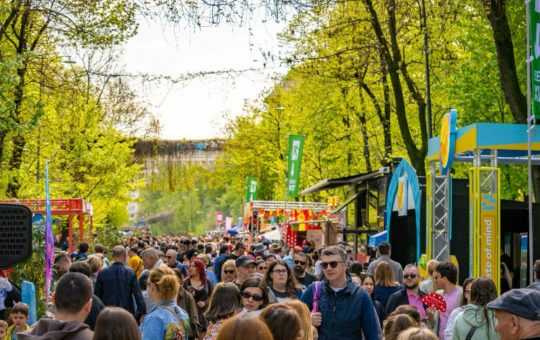 Semifinala Campionatului Mondial de Paella la Bucharest Street Food Festival: O Analiză Detaliată a Competiției și Jurizării
