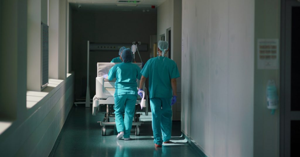 Povestea unei paciente cu fibrom uterin: puterea încrederii în abordarea umană a tratamentului