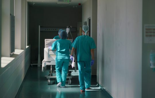 Povestea unei paciente cu fibrom uterin: puterea încrederii în abordarea umană a tratamentului