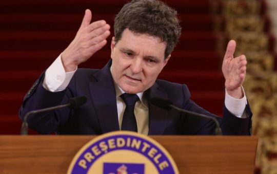 Criza Politică din România: Negocieri la Cotroceni după Căderea Guvernului Bolojan