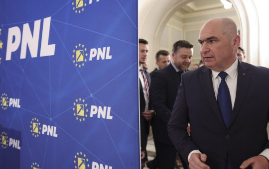 Ilie Bolojan și Reflecțiile asupra Alianței PNL-PSD: O Analiză a Deciziilor Politice și Implicațiilor pe Termen Lung