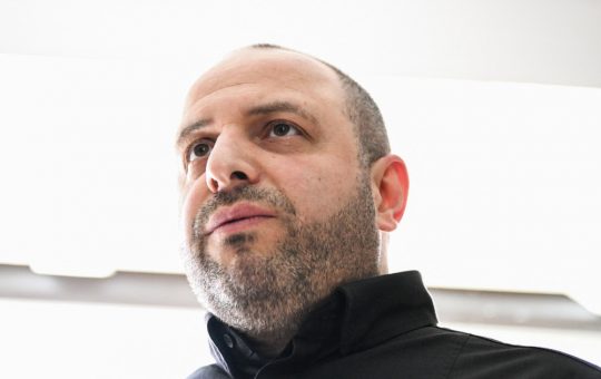 Negocierile Ucrainei în Contextul Crizei Geopolitice: O Analiză a Vizitei lui Rustem Umerov în SUA