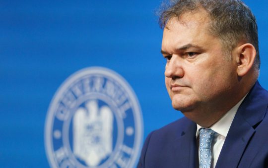 Criza Politică din România: Perspective și Implicații în Contextul Declarațiilor lui Cseke Attila