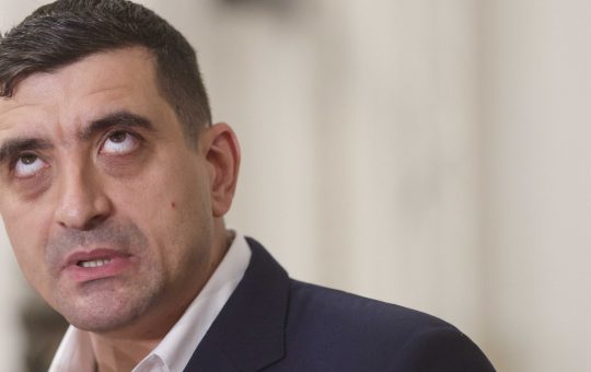 Criza politică din România: AUR cere desemnarea urgentă a unui premier și contestă metodele lui Nicușor Dan