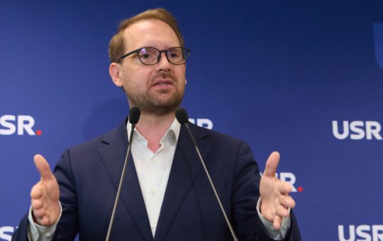 Crumble Politic: Analiza Discuțiilor dintre Dominic Fritz și Nicușor Dan la Cotroceni