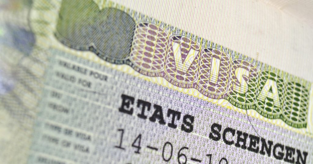 Creșterea vizelor Schengen pentru cetățenii ruși: O analiză a tendințelor și implicațiilor politice