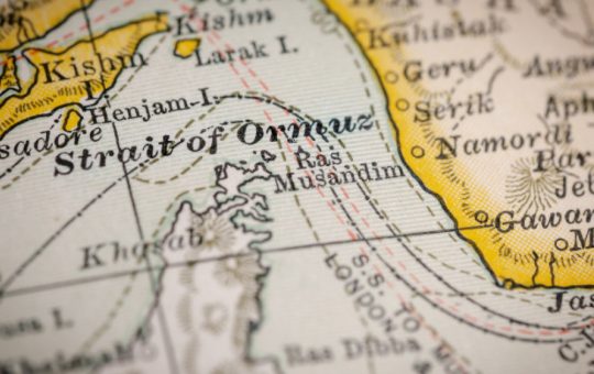 Iranul în fața blocadei navale: Analiza CIA și implicațiile geopolitice pentru administrația Trump
