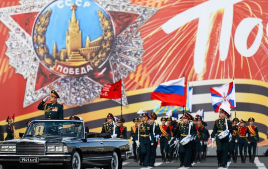 Lipsa tancurilor din Piața Roșie: Analiza producției de armament a Rusiei și implicațiile pentru securitatea globală