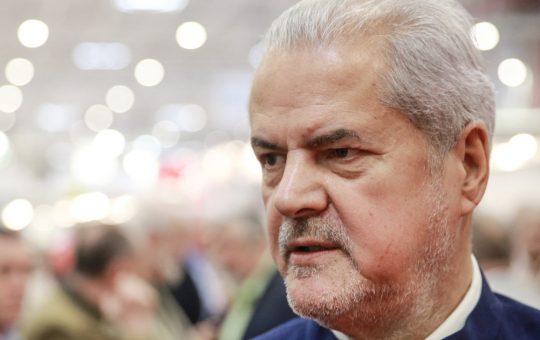 Controversa retragerii statutului de utilitate publică al Asociației conduse de Adrian Năstase: Implicații și perspective