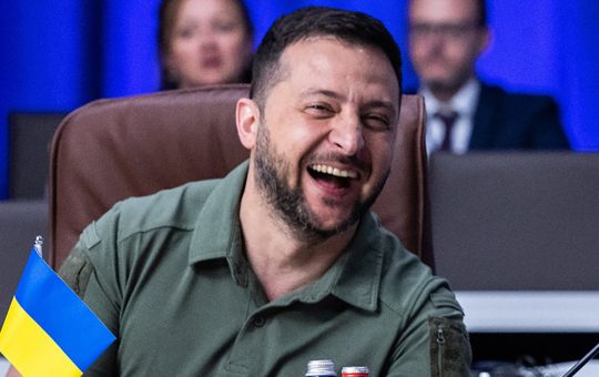Zelenski și Parada Din Moscova: O Decizie Controversată într-un Context Tensionat