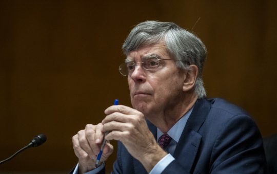 Armistițiul propus de Trump: O oportunitate pentru Putin în fața presiunilor interne și internaționale