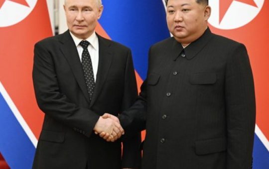 Relațiile Strategice între Coreea de Nord și Rusia: Un Parteneriat în Contextul Global Actual