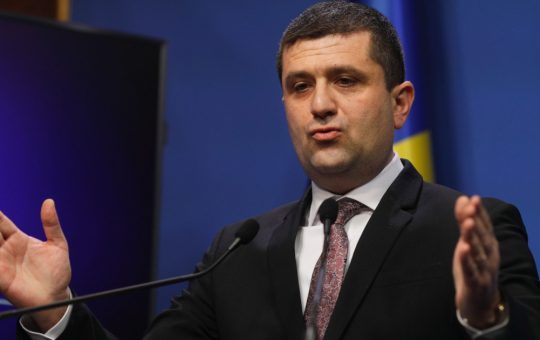 Radu Miruță și Critica Guvernării PSD: O Analiză Detaliată a Tensiunilor Politice din România