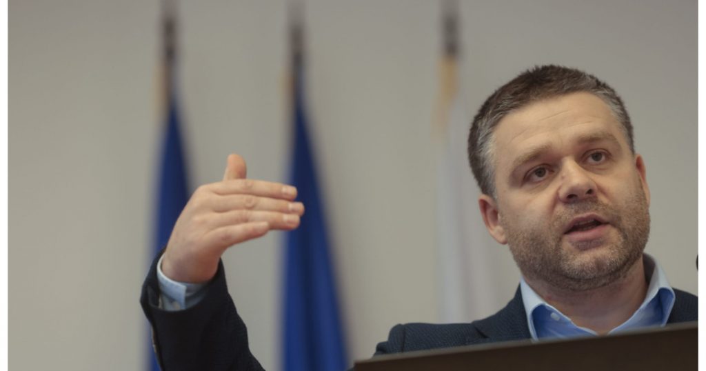 Ciprian Ciucu: Așteptările PNL de la PSD și Dialogul Politic în Contextul Guvernării României
