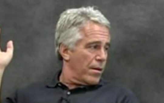 Legăturile Întunecate ale lui Jeffrey Epstein cu Europa de Est: O Ancheta Detaliată