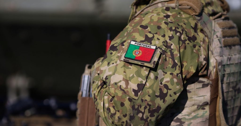 Programul de Voluntariat Civil-Militar din Portugalia: O Inițiativă pentru Tineri sau o Militarizare a Societății?