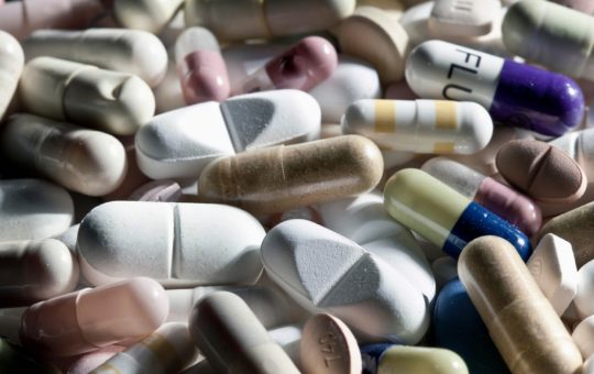 Preluarea Biofarm: O mișcare strategică a Polpharma pe piața farmaceutică din Europa Centrală și de Est