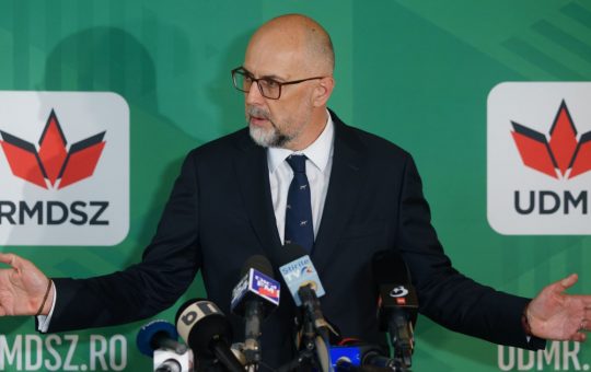 Refacerea Coaliției: Provocările Politice și Opțiunile de Viitor pentru România