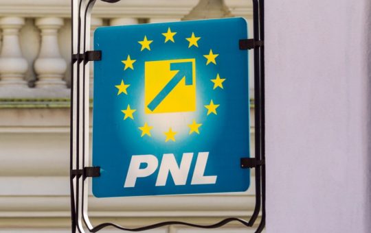 Criza politică în PNL: Analiza provocărilor interne și perspectivele viitoare ale liberalilor