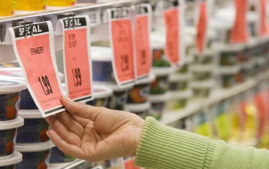 Ascensiunea magazinelor de tip discount în România: O analiză a comportamentului consumatorilor în fața crizei economice