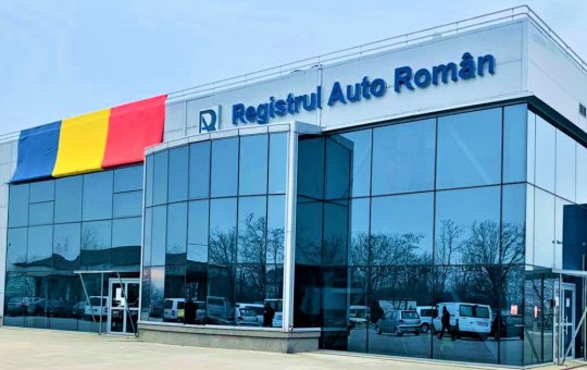 Nereguli Grave la Registrul Auto Român: O Analiză Detaliată a Licitațiilor Manipulate și a Contractelor Fragmentate