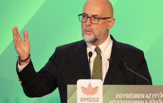 Kelemen Hunor și Viitorul Guvernării în România: O Analiză Post-Cădere Executivă