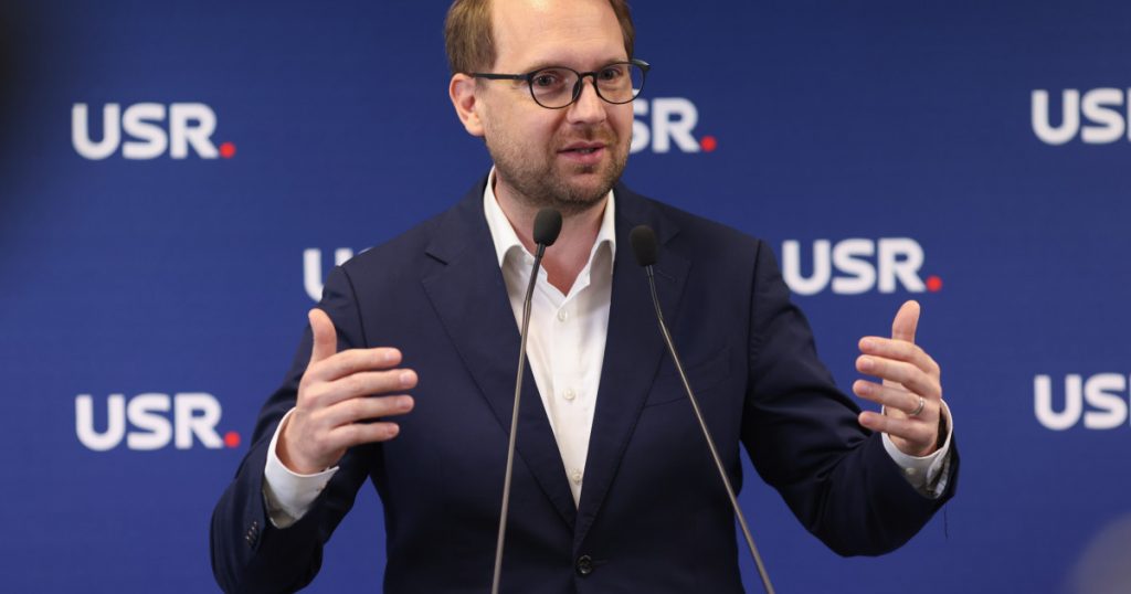 Dominic Fritz și provocările unui guvern tehnocrat: O analiză detaliată a contextului politic românesc