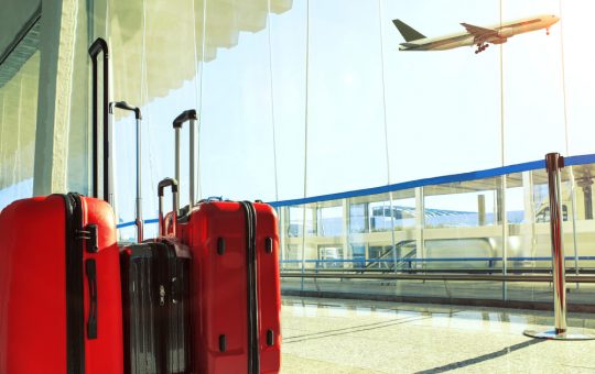 Impactul taxei de kerosen asupra vacanțelor românilor: O analiză detaliată