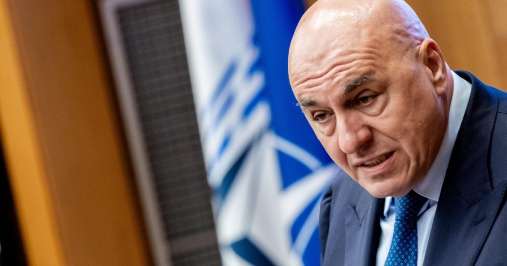 Italia își întărește prezența militară în strâmtorile strategice: O analiză a implicațiilor și contextului geopolitic