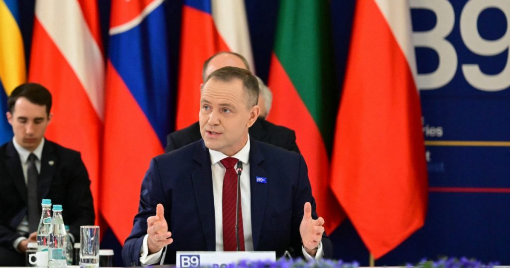 Polonia și viitorul securității europene: Perspectivele lui Karol Nawrocki la Summitul B9 de la București