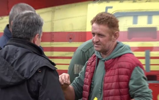 Redescoperirea speranței: Emoțiile părinților lui Alexandru după 72 de ore de căutări în pădure