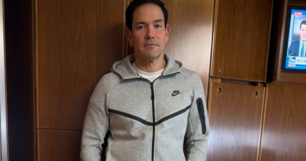 Marco Rubio și simbolismul vestimentației: Mesaje ascunse în treningul Nike inspirat de Nicolas Maduro