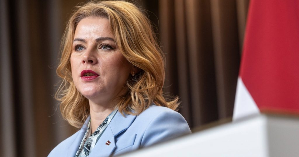 Demisia Prim-ministrei Letoniei: Un scandal politic în contextul tensiunilor regionale