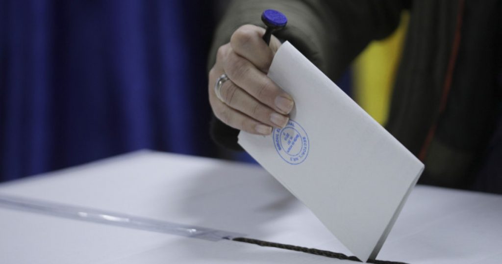 AUR pe val: Analiza intențiilor de vot și a încrederii în lideri politici în contextul sondajului CURS