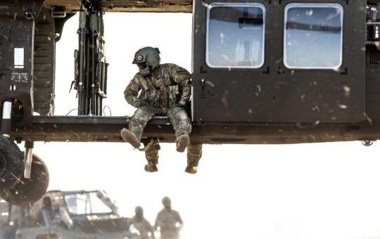 Polonia și România: Divergențe în Susținerea Bazei Militare Americane în Contextul Europei