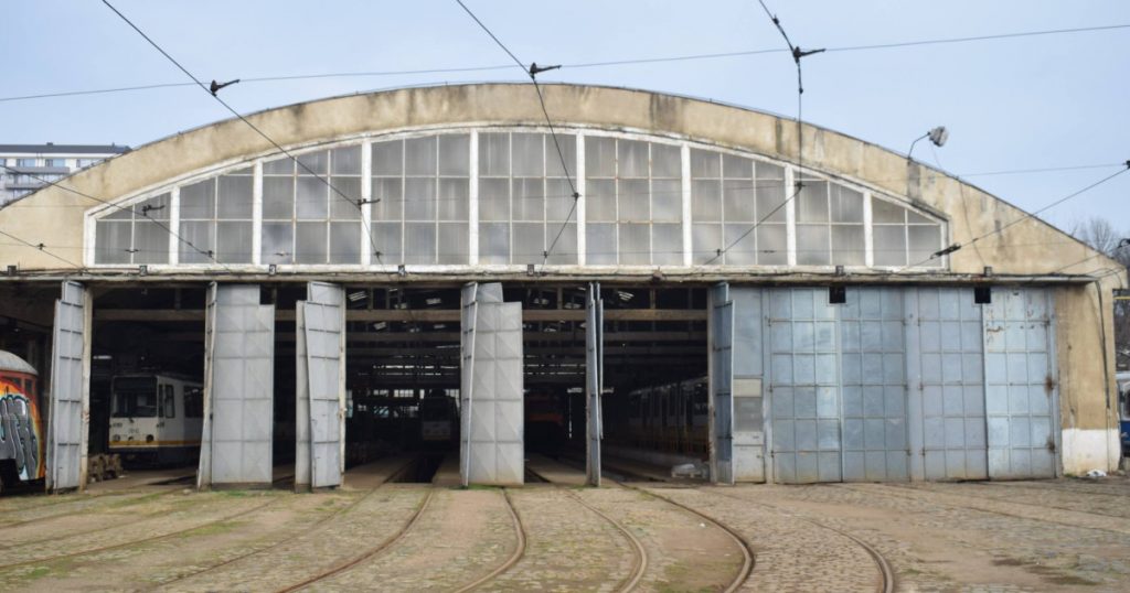 Transformarea Bucureștiului: Infrastructura de Încărcare pentru Autobuzele Electrice - O Investiție în Viitor