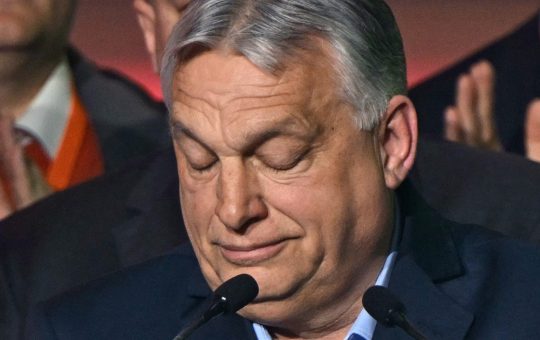 Prăbușirea Imperiului Media al lui Orban: O Nouă Eră pentru Libertatea Presei în Ungaria