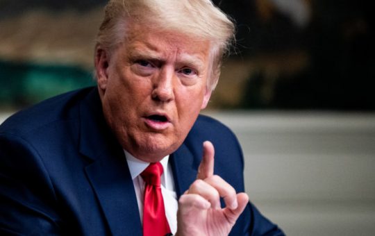 Timpul Ticăie pentru Iran: Analiza Amenințărilor lui Donald Trump și Implicațiile Geopolitice