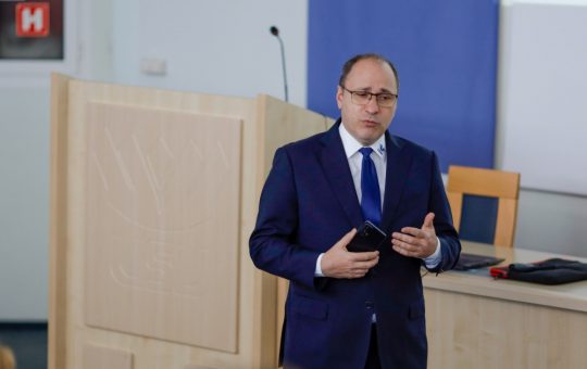 Soluții inovatoare pentru combaterea consumului de droguri în școli: Perspectivele ministrului Educației