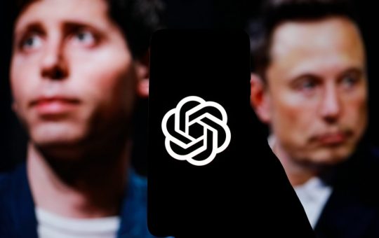 Elon Musk și Sam Altman: O Bătălie Legală în Umbra Inteligenței Artificiale